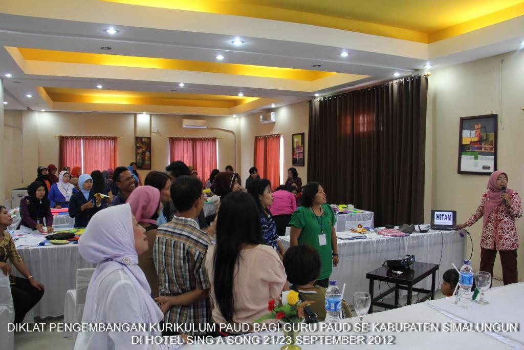 Hotel Sing A Song Pematangsiantar Luaran gambar